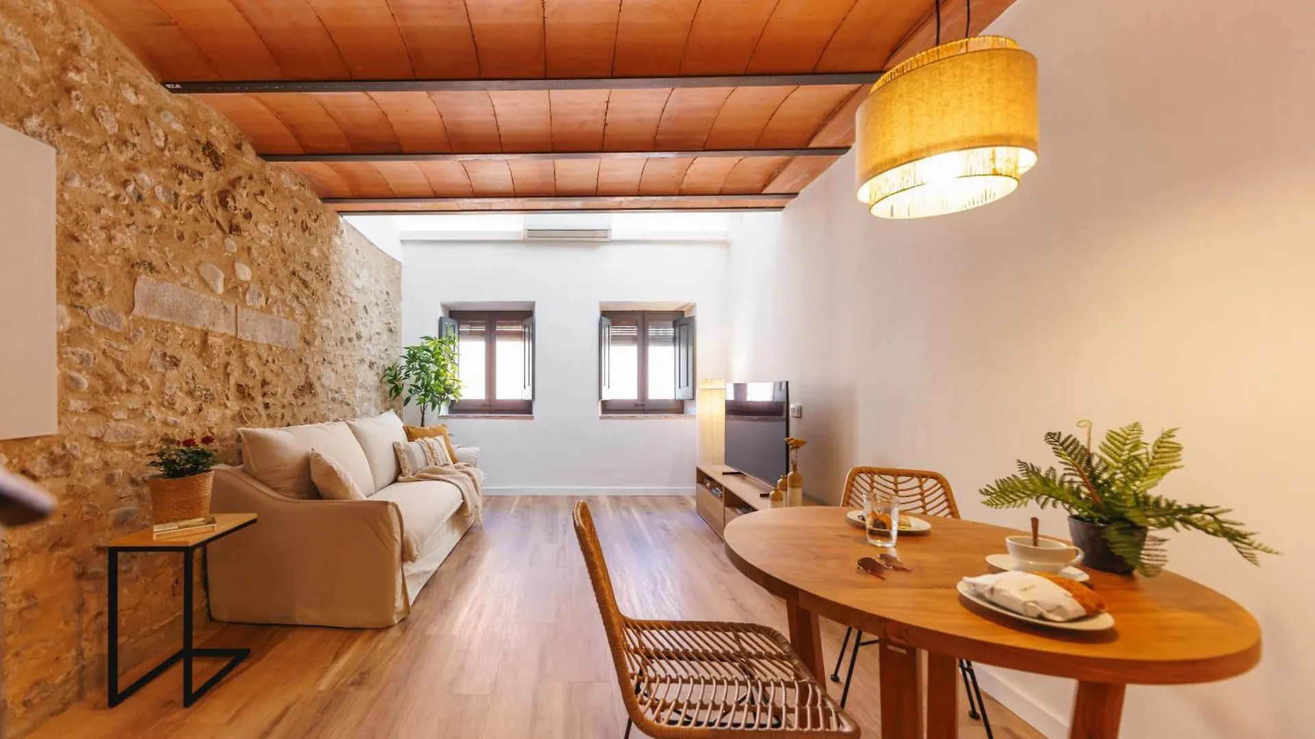 Bravissimo Ballesteries 40, Barri Vell Duplex Girona 0*,